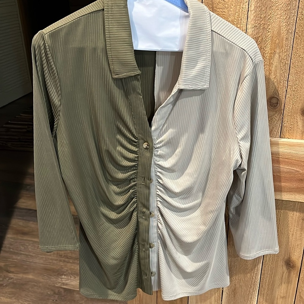 Business casual blouse